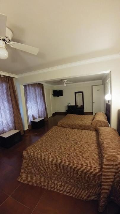 Hotel Senorial Platino León Eksteriør billede